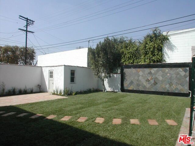 857 S SYCAMORE Avenue, Los Angeles, CA 90036