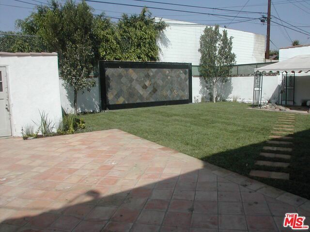 857 S SYCAMORE Avenue, Los Angeles, CA 90036