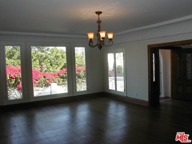857 S SYCAMORE Avenue, Los Angeles, CA 90036