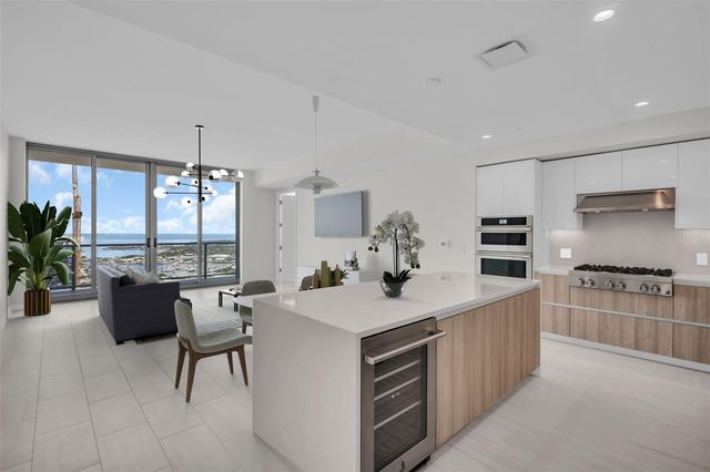 400 CENTRAL AVENUE 3603, St Petersburg, FL 33701