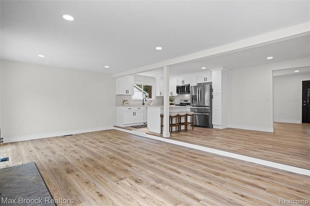 30190 Northgate Drive, Southfield, MI 48076