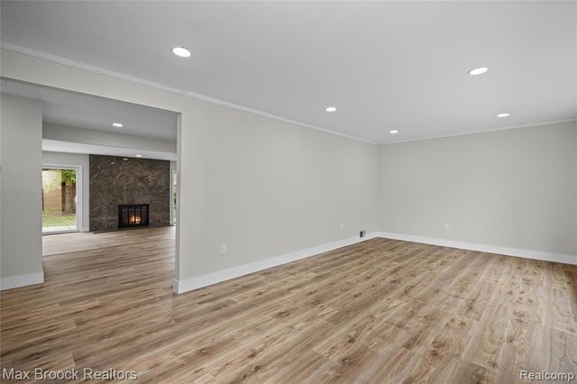 30190 Northgate Drive, Southfield, MI 48076