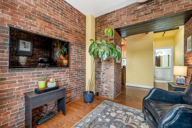 6 Bay Rd Unit 22, Newmarket, NH 03857
