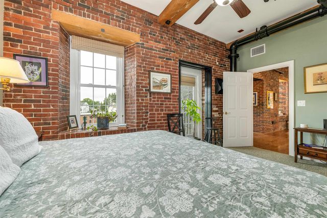 6 Bay Rd Unit 22, Newmarket, NH 03857