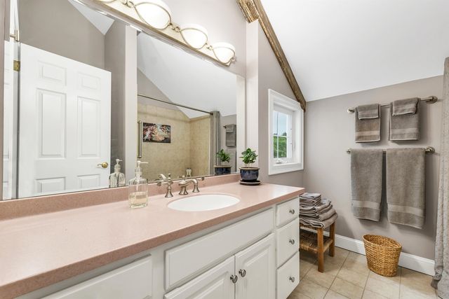 6 Bay Rd Unit 22, Newmarket, NH 03857