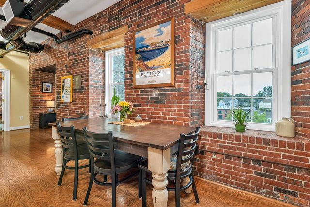 6 Bay Rd Unit 22, Newmarket, NH 03857