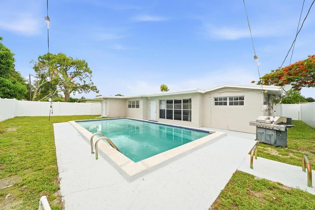 7000 Hope Street, Hollywood, FL 33024