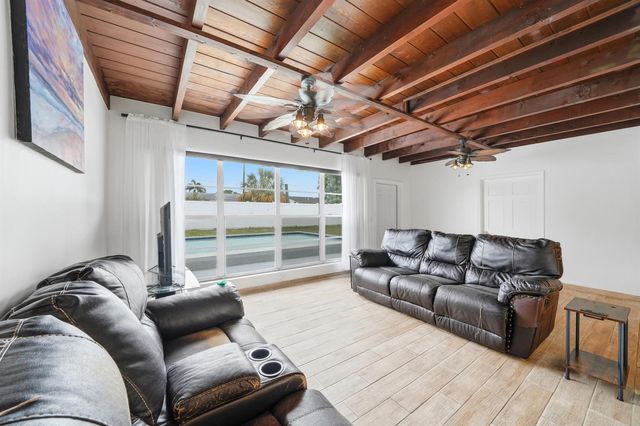 7000 Hope Street, Hollywood, FL 33024