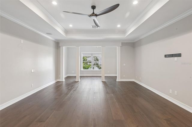5105 W NEPTUNE WAY, Tampa, FL 33609
