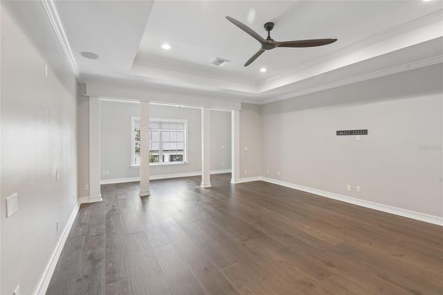 5105 W NEPTUNE WAY, Tampa, FL 33609