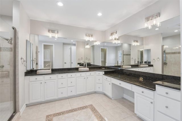 5105 W NEPTUNE WAY, Tampa, FL 33609
