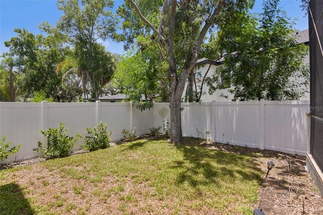 5105 W NEPTUNE WAY, Tampa, FL 33609