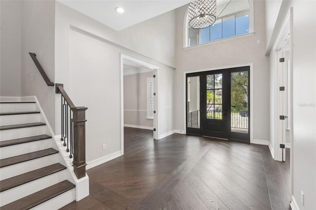 5105 W NEPTUNE WAY, Tampa, FL 33609
