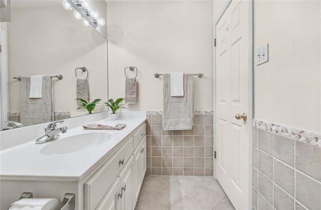 15658 CUMANA Dr, Corpus Christi, TX 78418