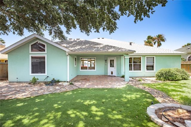 15658 CUMANA Dr, Corpus Christi, TX 78418