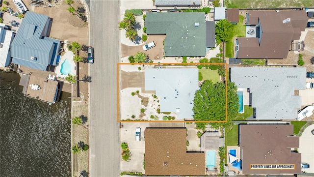 15658 CUMANA Dr, Corpus Christi, TX 78418