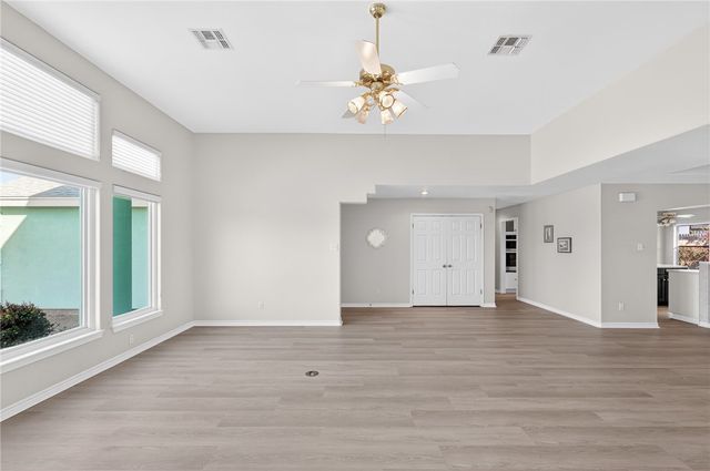 15658 CUMANA Dr, Corpus Christi, TX 78418