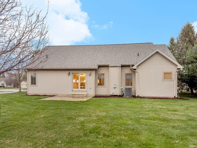 5003 Stern Line Court, South Bend, IN 46628