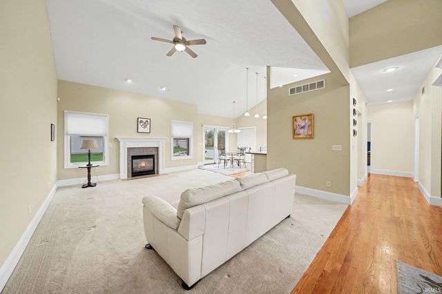 5003 Stern Line Court, South Bend, IN 46628