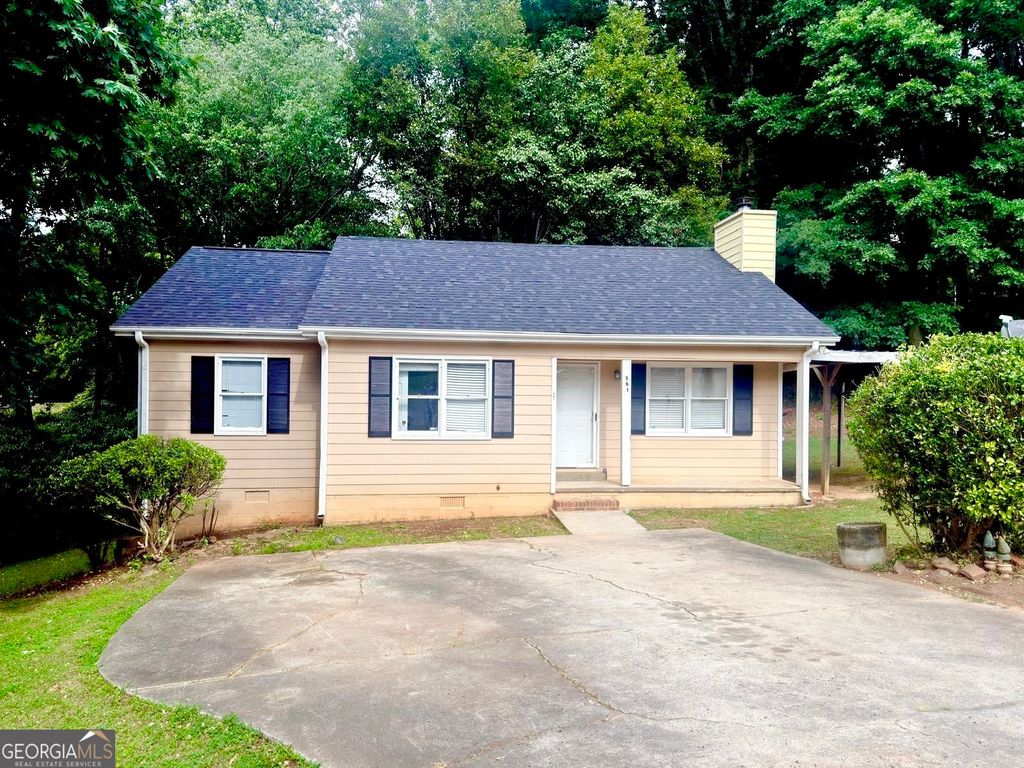 261 Kesler Court, Winder, GA 30680