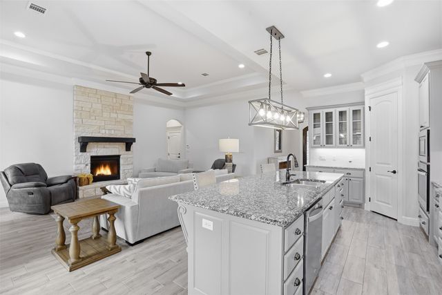 3024 Reed Court, Granbury, TX 76048