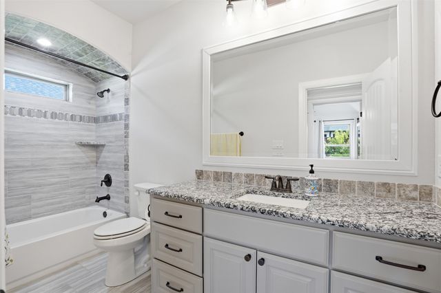 3024 Reed Court, Granbury, TX 76048