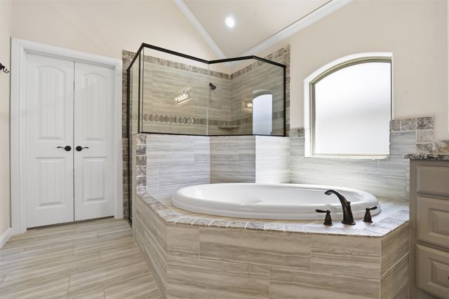 3024 Reed Court, Granbury, TX 76048