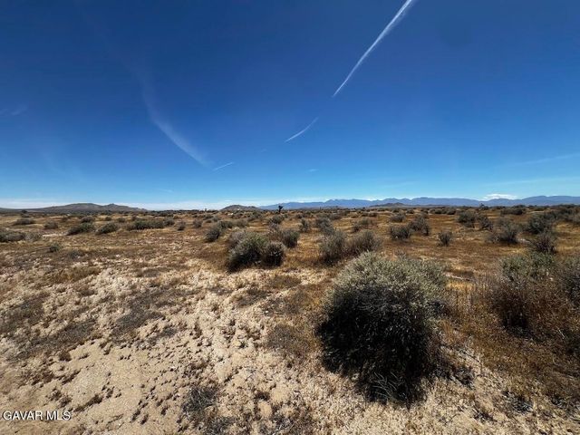 Cor 127 Ste H12, Lancaster, CA 93535