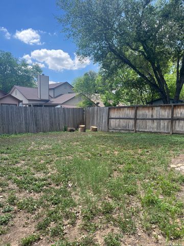 9358 Village Lance, San Antonio, TX 78250