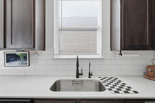 3266 Comanche Crossing, San Antonio, TX 78224