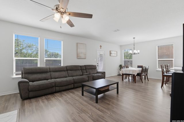 3266 Comanche Crossing, San Antonio, TX 78224