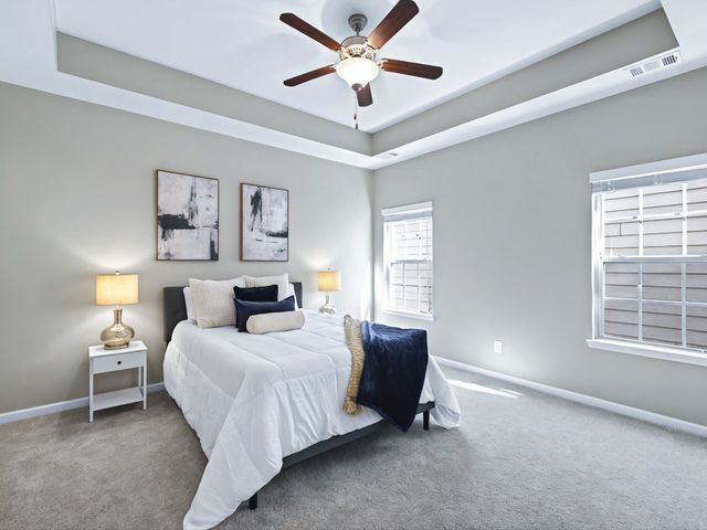 2438 Arden Village Dr, Columbia, TN 38401