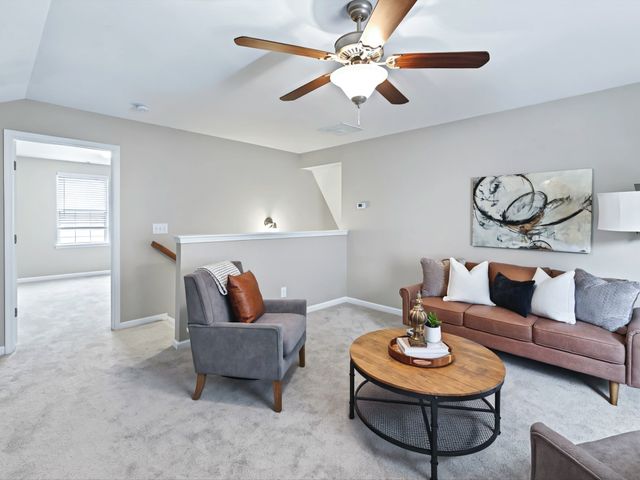 2438 Arden Village Dr, Columbia, TN 38401