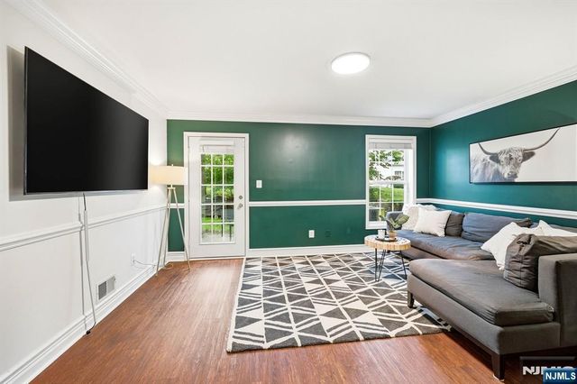 204 Swathmore Drive 2005, Nutley, NJ 07110