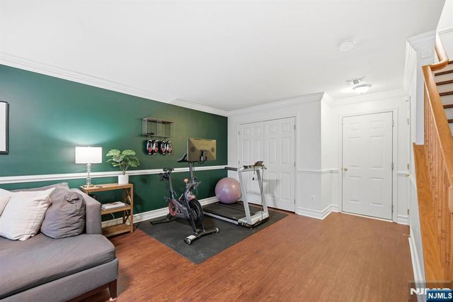 204 Swathmore Drive 2005, Nutley, NJ 07110