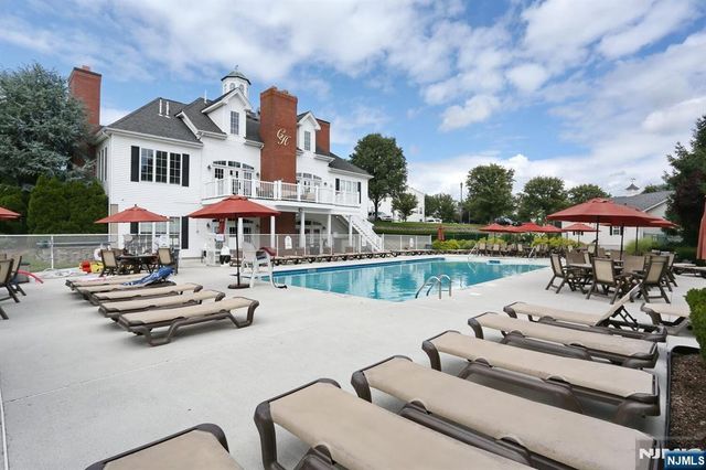 204 Swathmore Drive 2005, Nutley, NJ 07110