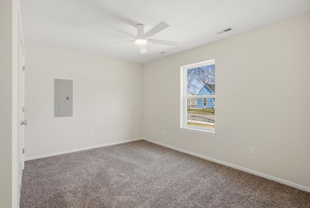 1109 N EIGHTH ST, Columbia, MO 65201