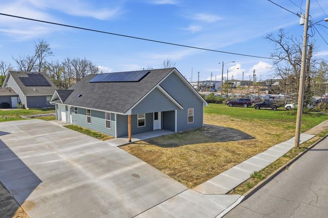 1109 N EIGHTH ST, Columbia, MO 65201