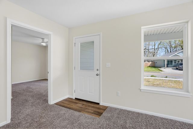 1109 N EIGHTH ST, Columbia, MO 65201