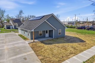 1109 N EIGHTH ST, Columbia, MO 65201