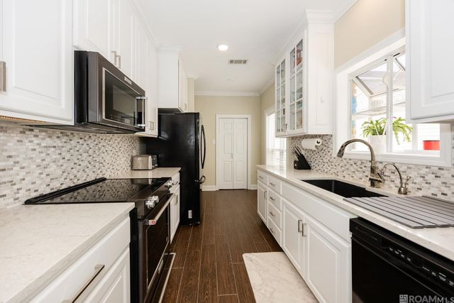 4652 Fallwood Dr, Baton Rouge, LA 70817
