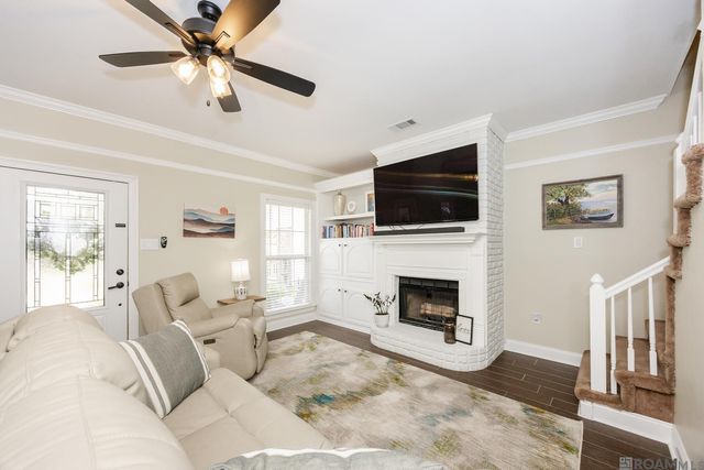 4652 Fallwood Dr, Baton Rouge, LA 70817