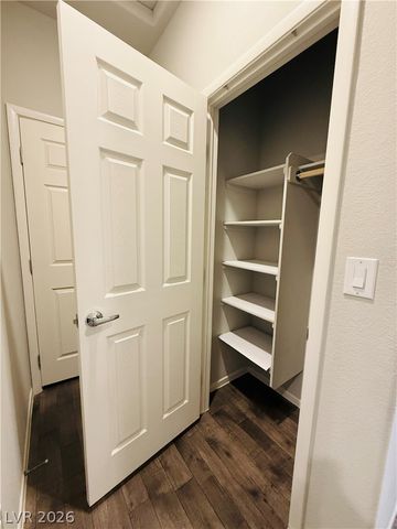 7549 Cooks Meadow Street, North Las Vegas, NV 89084