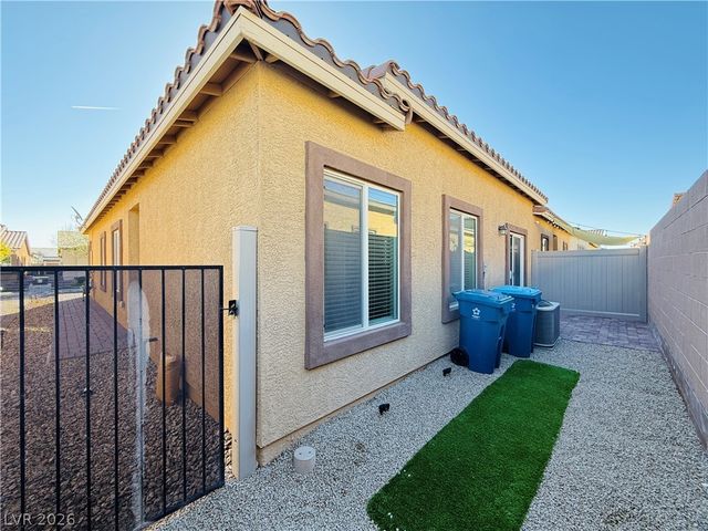 7549 Cooks Meadow Street, North Las Vegas, NV 89084
