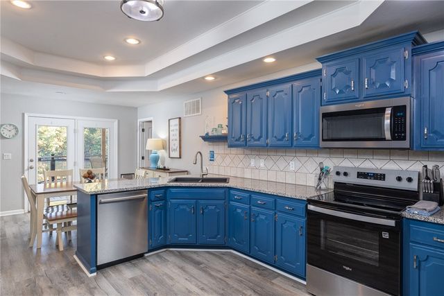 12 Itetbury Lane, Bella Vista, AR 72714