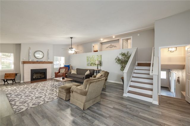 12 Itetbury Lane, Bella Vista, AR 72714