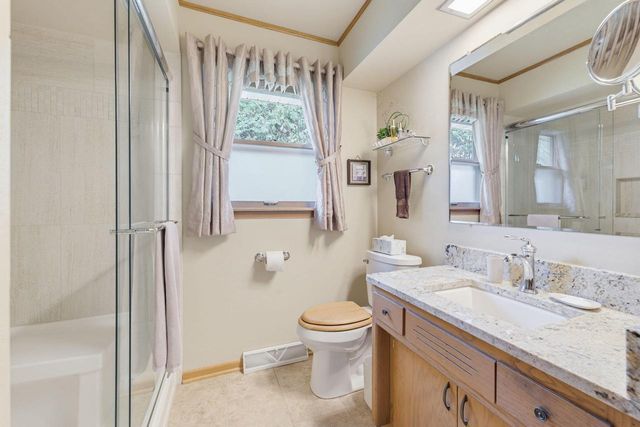 1606 N Pine STREET, Grafton, WI 53024