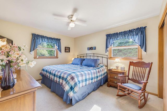 1606 N Pine STREET, Grafton, WI 53024