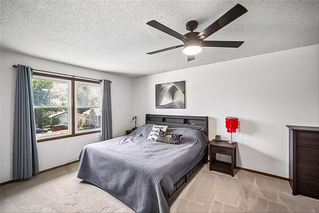 3620 E 40th Street, Des Moines, IA 50317