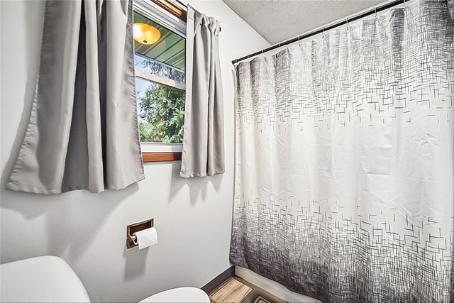 3620 E 40th Street, Des Moines, IA 50317